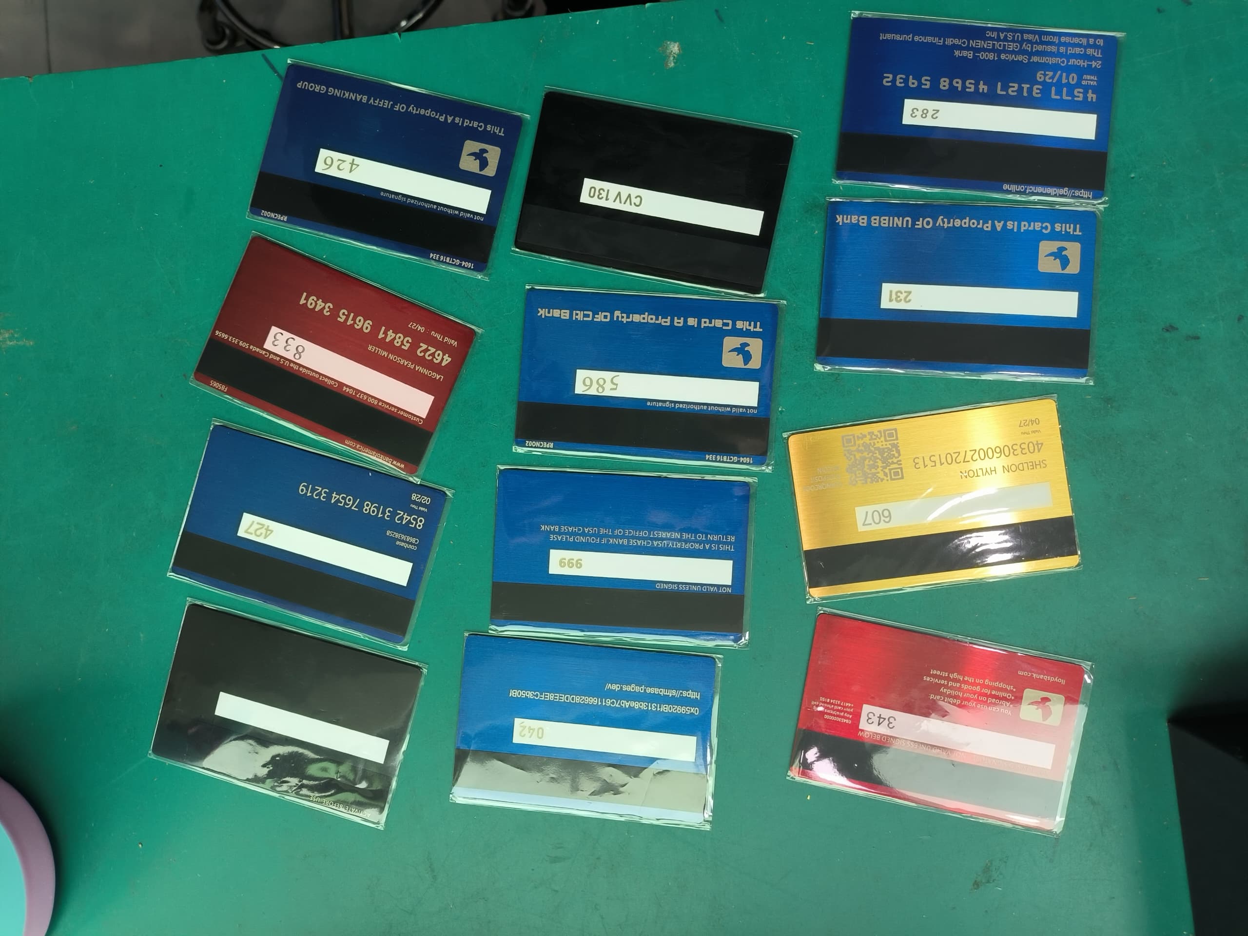 CUSTOMISED ONLINE BANKING DEBIT CARD - Image 18